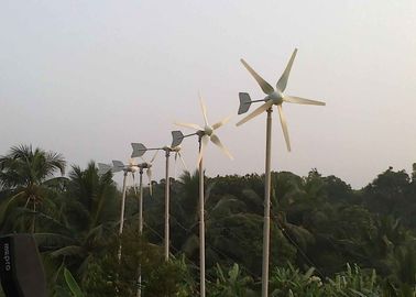 China Volledige Vastgestelde Wind Zonnehybride van Netsysteem met de Capaciteit 1KW van de Gelbatterij fabriek