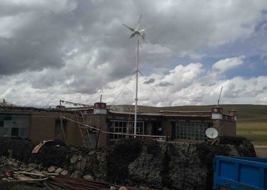China 1500W wind Zonnehybride van Netsysteem, Huis Zonne en Windenergiesystemen fabriek