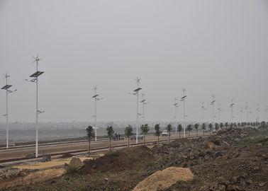 Het hybride Zonnesysteem van de Windenergiegeneratie, de Zonnepanelen van 12KW 110V en Windmolens voor Huis